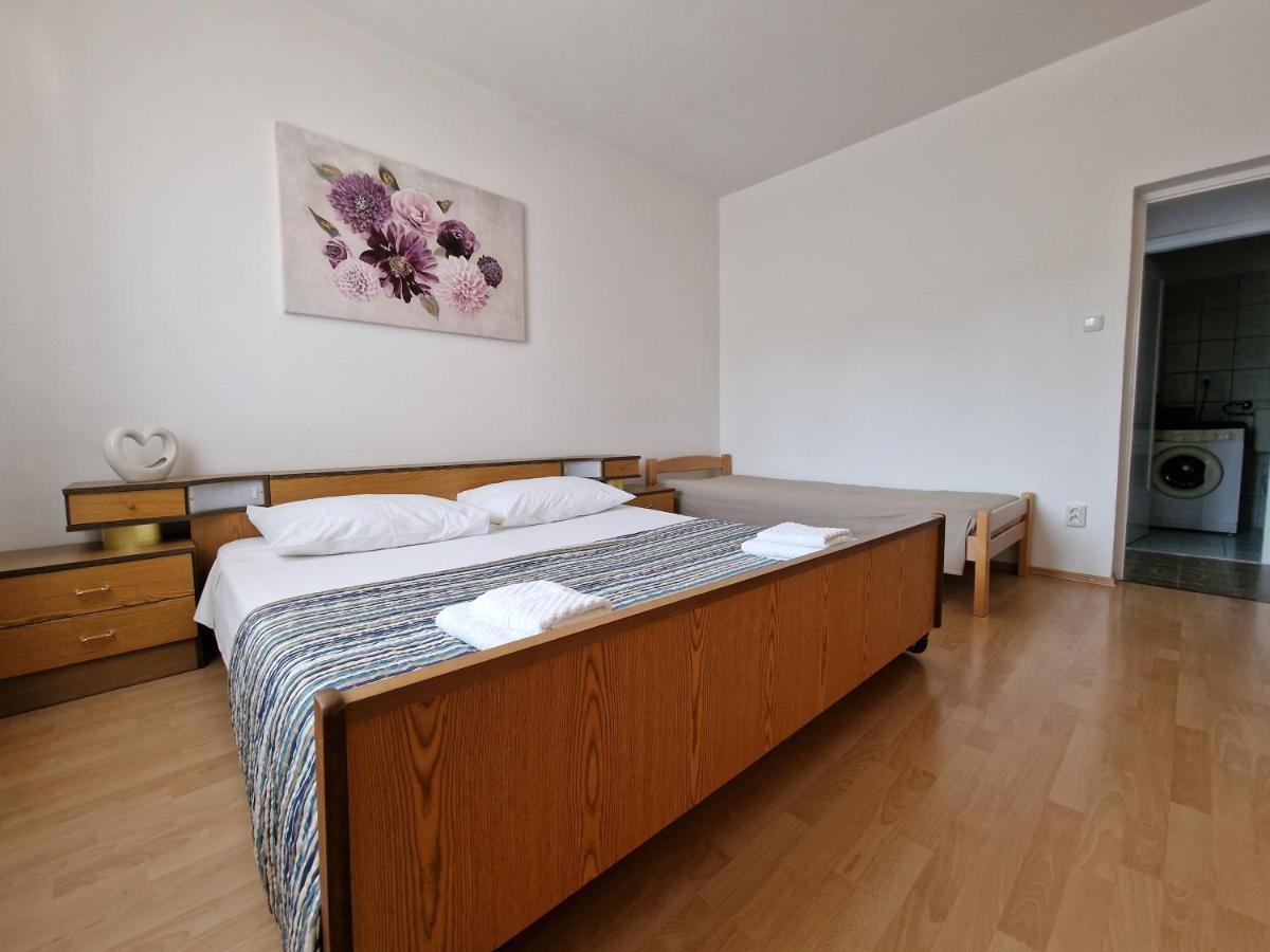 Apartment Sostaric Vrh  Екстериор снимка