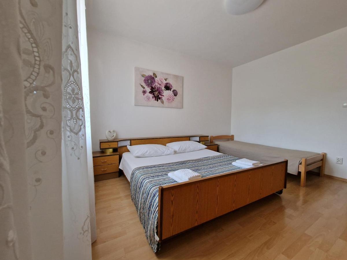 Apartment Sostaric Vrh  Екстериор снимка
